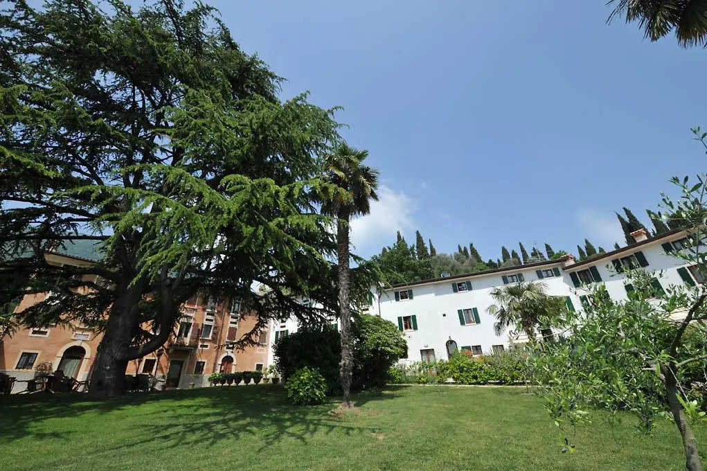 La Corte Dei Limoni Caprino Veronese 0*,  Italy