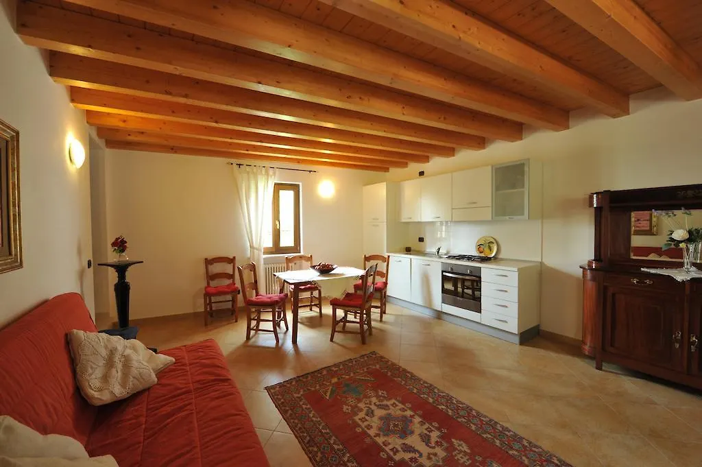 La Corte Dei Limoni Caprino Veronese Apartment