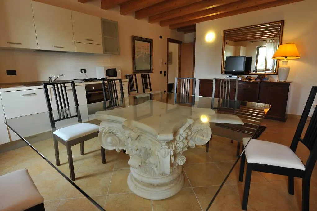 Apartment La Corte Dei Limoni Caprino Veronese